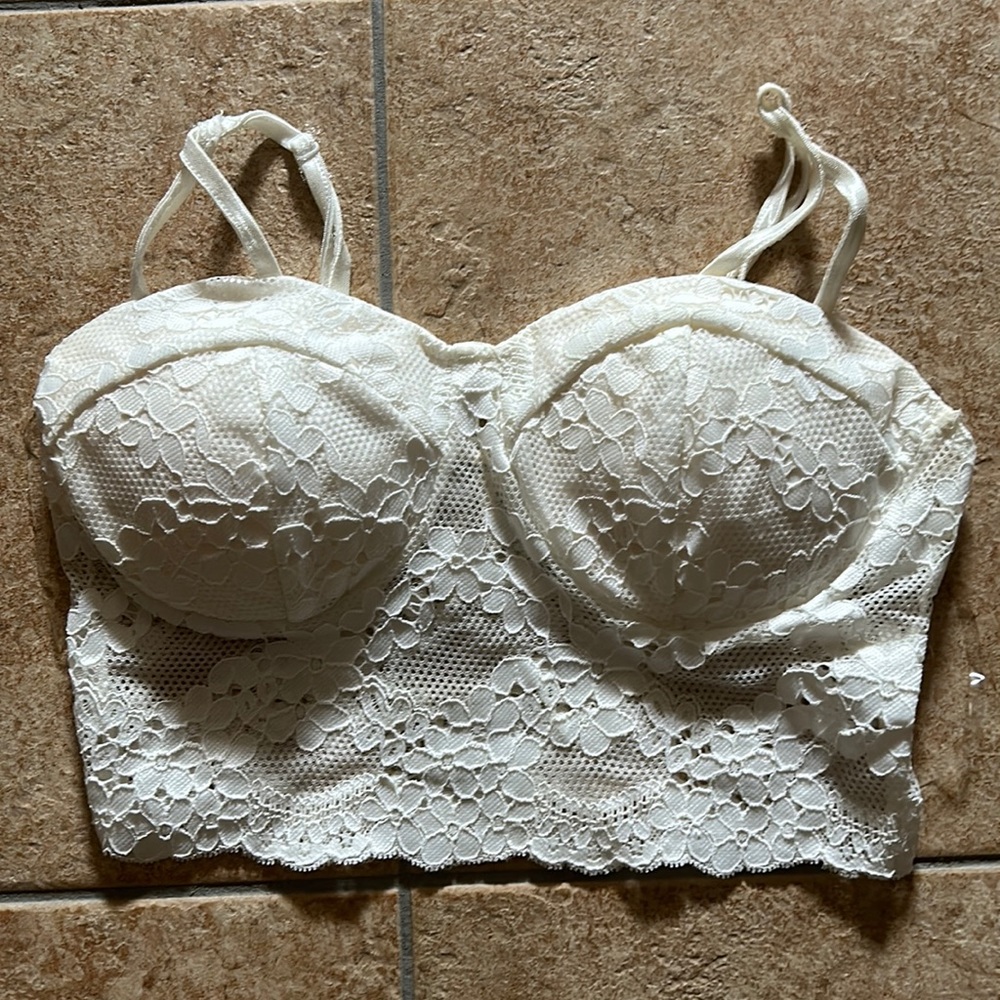 White crop top